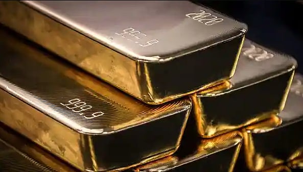 Saudi Arabia discovers new gold and copper ore in Madinah | AFP