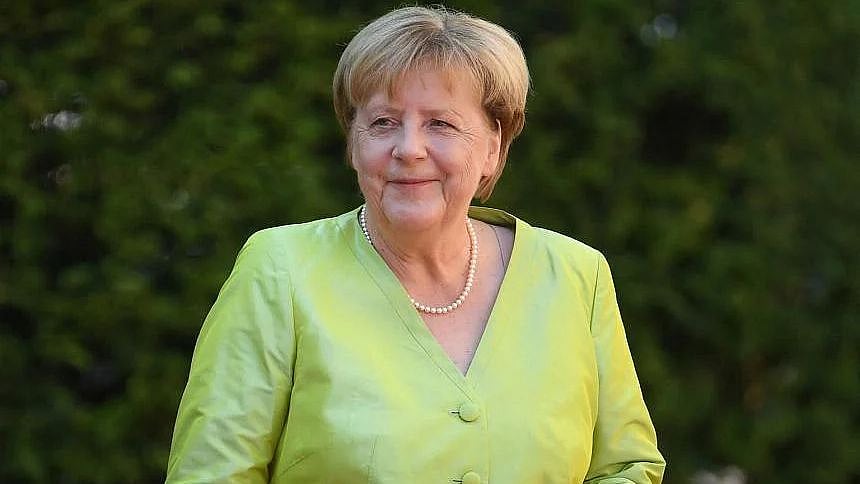 Former German Chancellor Angela Merkel wins UN refugee agency award