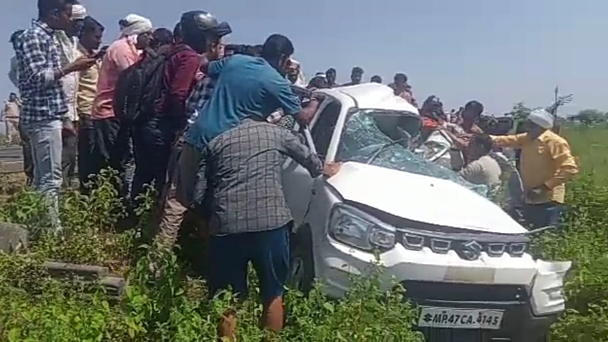 Madhya Pradesh: 4 of a family killed, 1 injured as truck rams into car ...