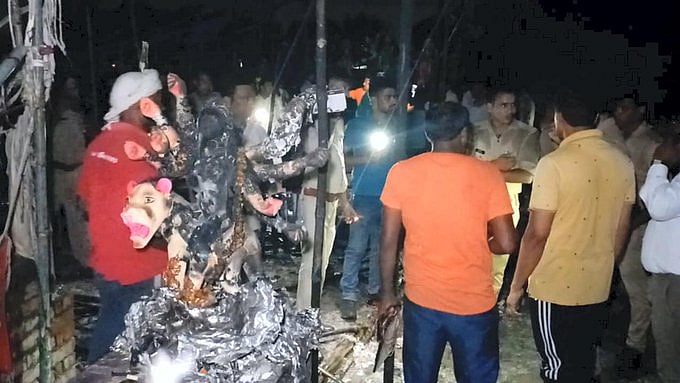 UP: 5 charred to death, over 60 suffer burn injuries as Durga Puja Pandal catches fire in Bhadohi district