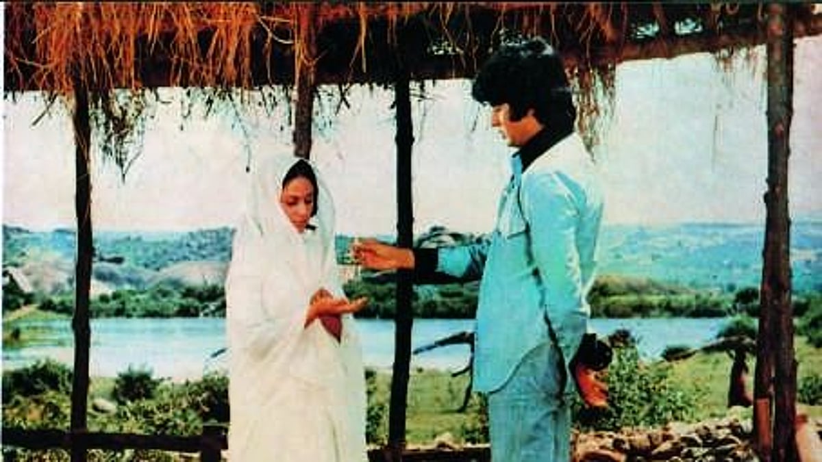 When makers of Sholay almost re-shot a happy ending for Amitabh Bachchan and Jaya