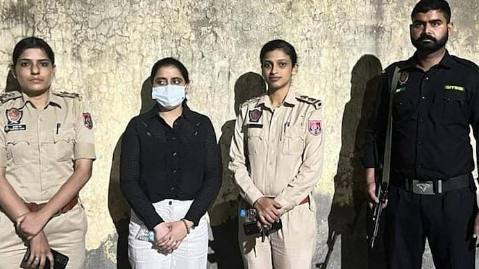 Sidhu Moose Wala Murder: Gangster Deepak Tinu's girlfriend, who helped him escape, held from Mumbai airport	 
