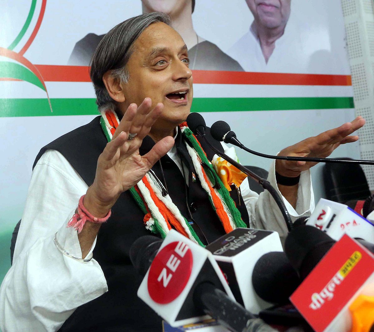 AICC presidential candidate Shashi Tharoor addressing pressing media persons in Bhopal on Friday