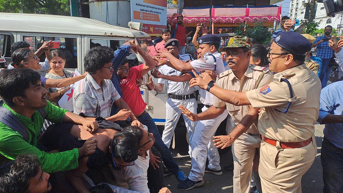 WBBPE TET 2022: Normal life thrown out of gear in Kolkata as protests intensify against police action