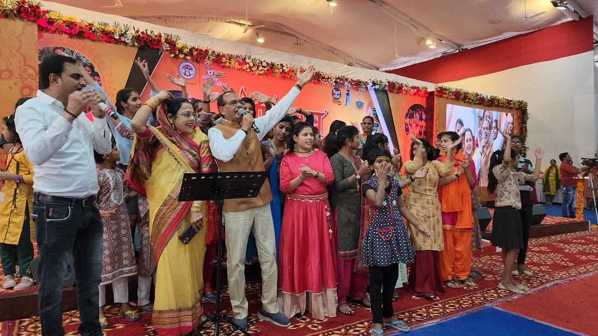 MP: CM Shivraj Singh Chouhan celebrates Diwali with COVID orphans 