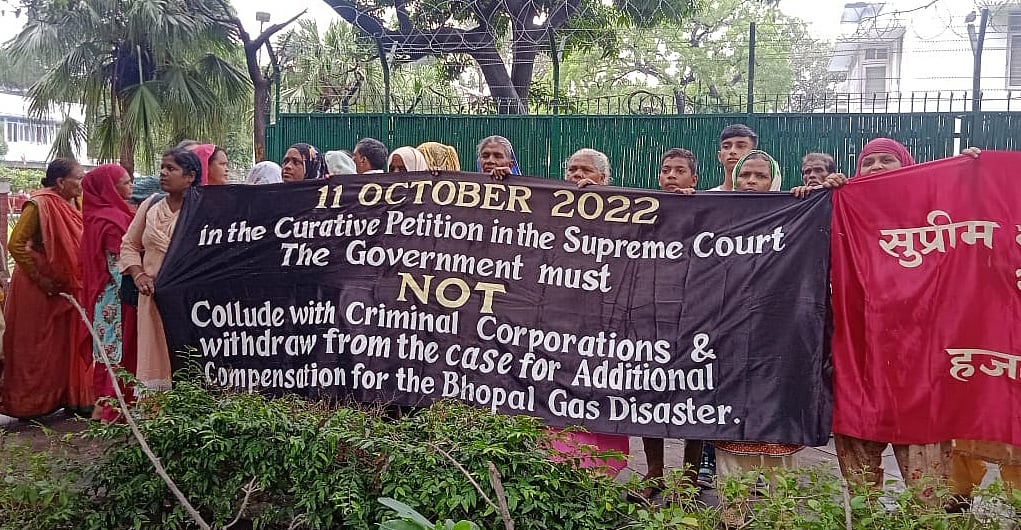 Bhopal Gas Tragedy victims staging demonstration  at Nirman Bhawan, New Delhi on Monday | FP