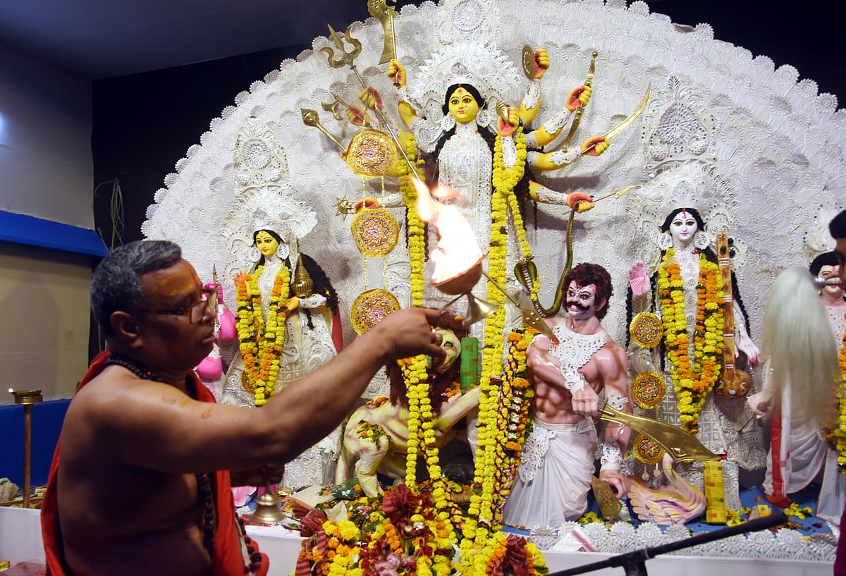 Bhopal: Goddess Durga idol immersion begins today, elaborate arrangements in place  