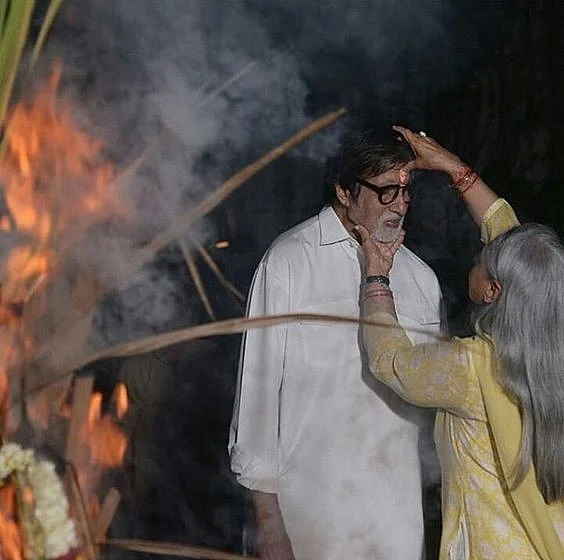 Amitabh Bachchan celebrating festival at Jalsa