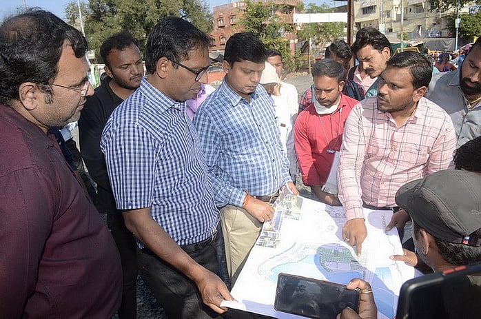 Collector and other senior officials during the inspection of ongoing works under the second phase of ‘Shri Mahakal Lok’, in Ujjain on Thursday | FP Photo                                    