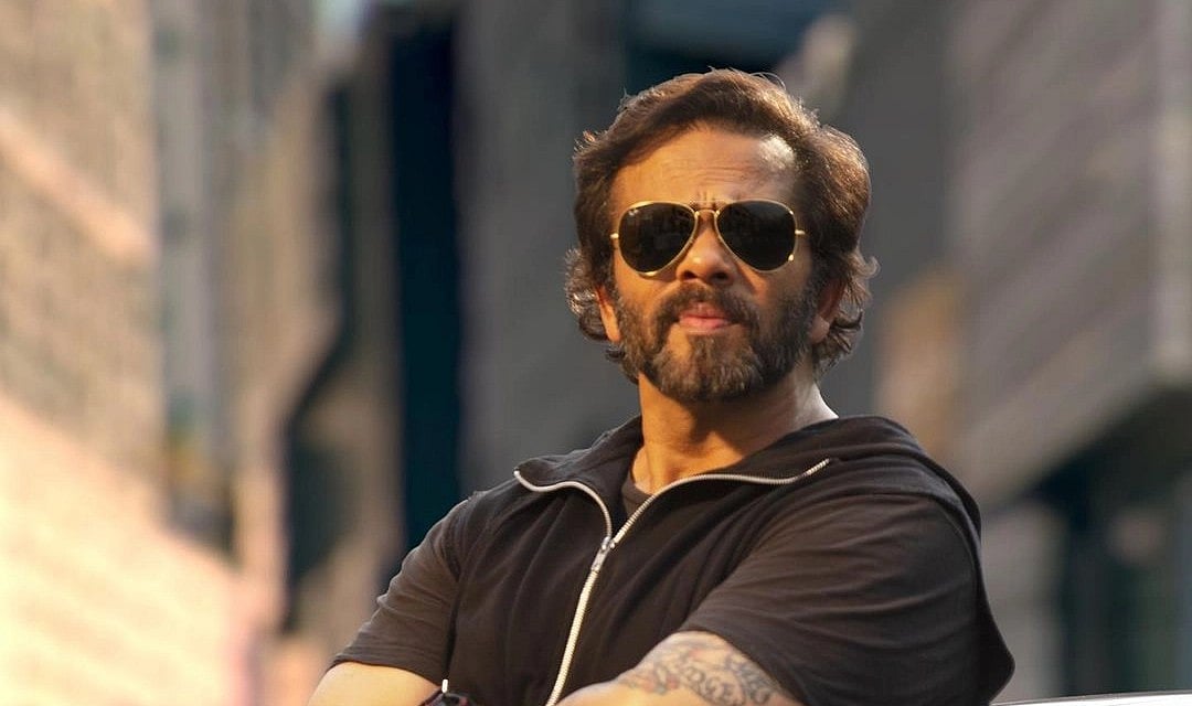 Rohit Shetty's team warns legal action against film critic for fake review of Cirkus trailer | 