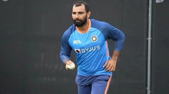 Calcutta HC upholds stay on arrest warrant against cricketer Mohammad Shami in cruelty & assault case filed by wife | 