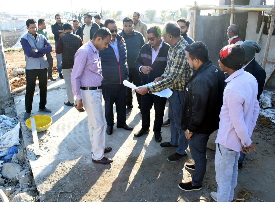 Bhopal: BMC commissioner instructs for speedy completion of Bio CNG, NTPC plants
