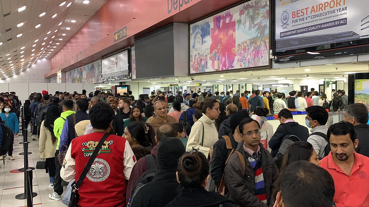 After Scindia's visit to Delhi Airport, Centre releases action plan to curb crowds