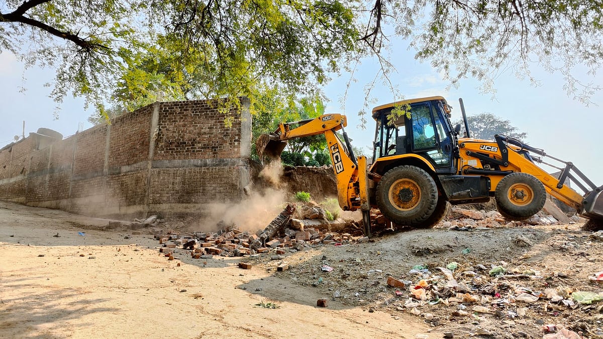 Madhya Pradesh: Encroachment worth Rs 7.5 L bulldozed in Kumbhraj
