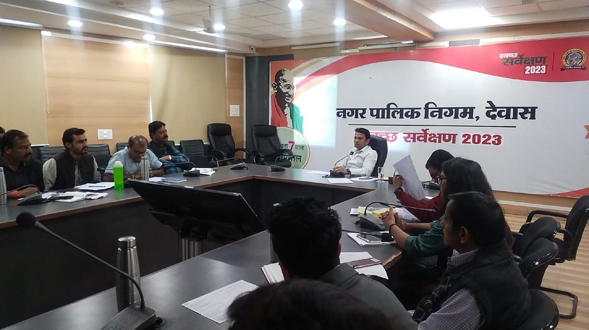 Swachhata Survekshan 2023: Municipal commissioner reviews preparation