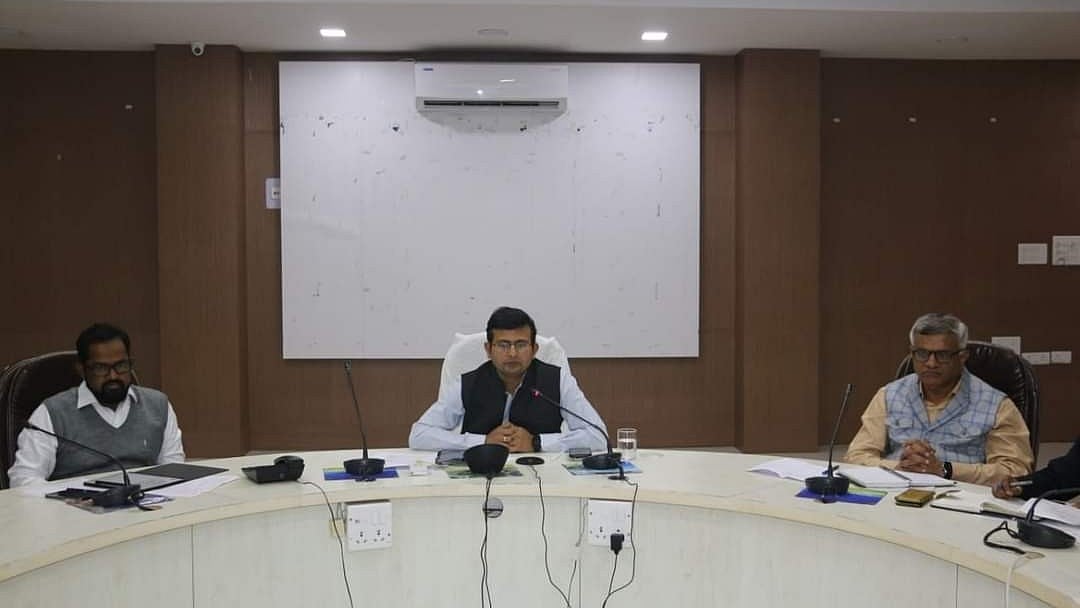 Madhya Pradesh: Farmers should not face problem at paddy buying centres ...
