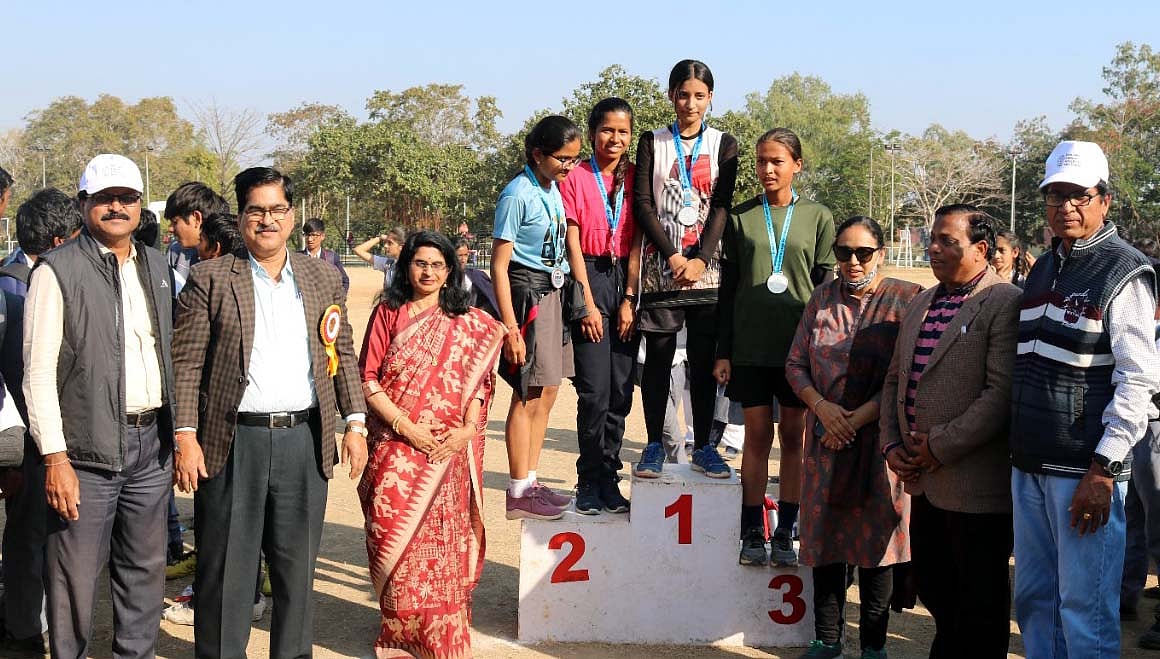Bhopal: Shool holds 54th annual athletics meet 