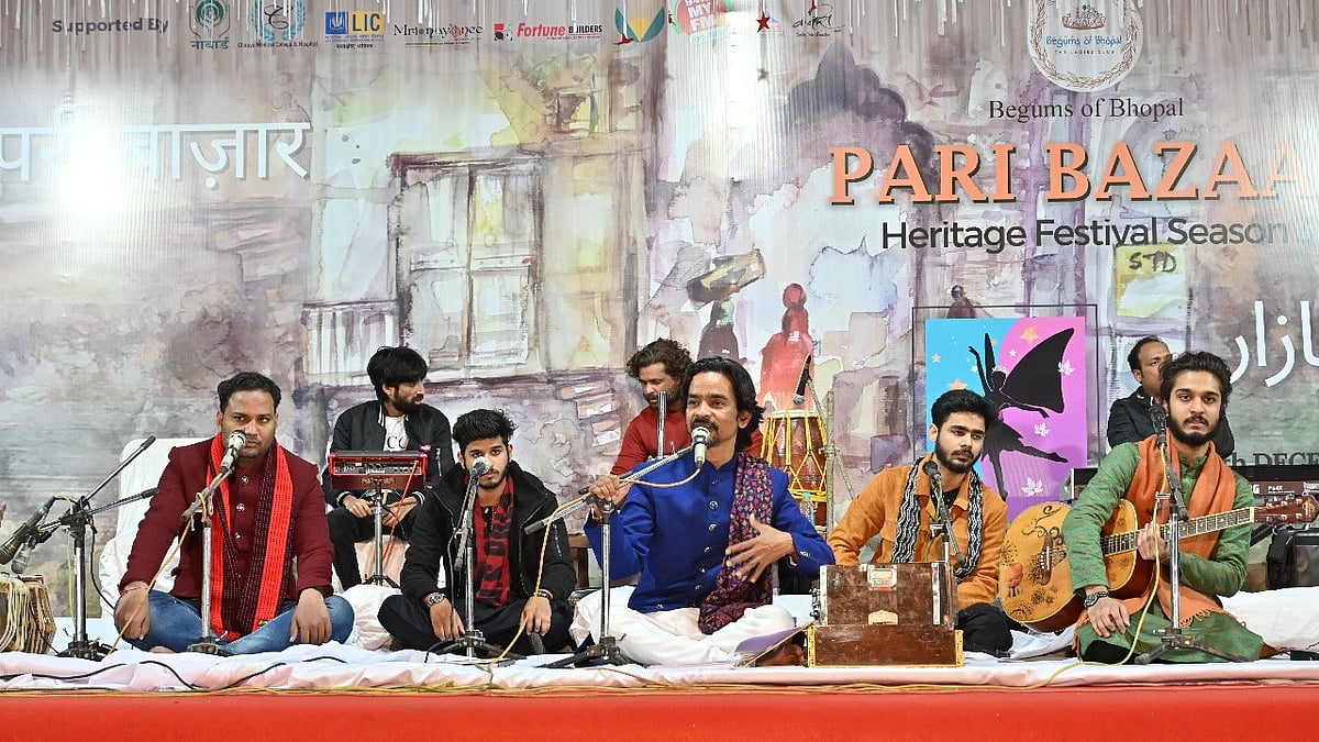 Bhopal: Pari Bazaar ends with sufiyana qawwali