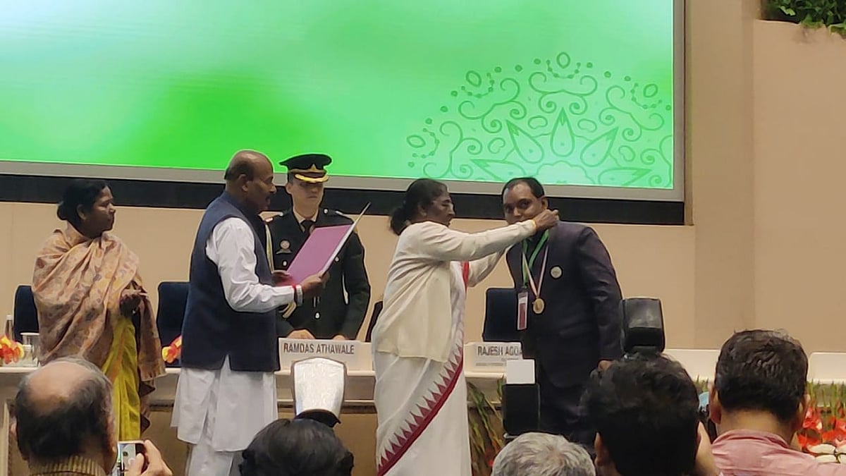 Madhya Pradesh: Dubey receives National Award for Best Person with Disability in Nagda
