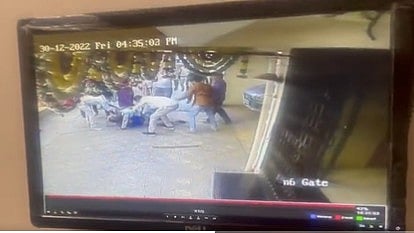 Thane: BJP office bearer attacked by Eknath Shinde faction corporators