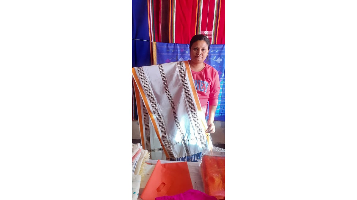 Bhopal: Modi, GI tag push up demand for Manipuri handloom scarf