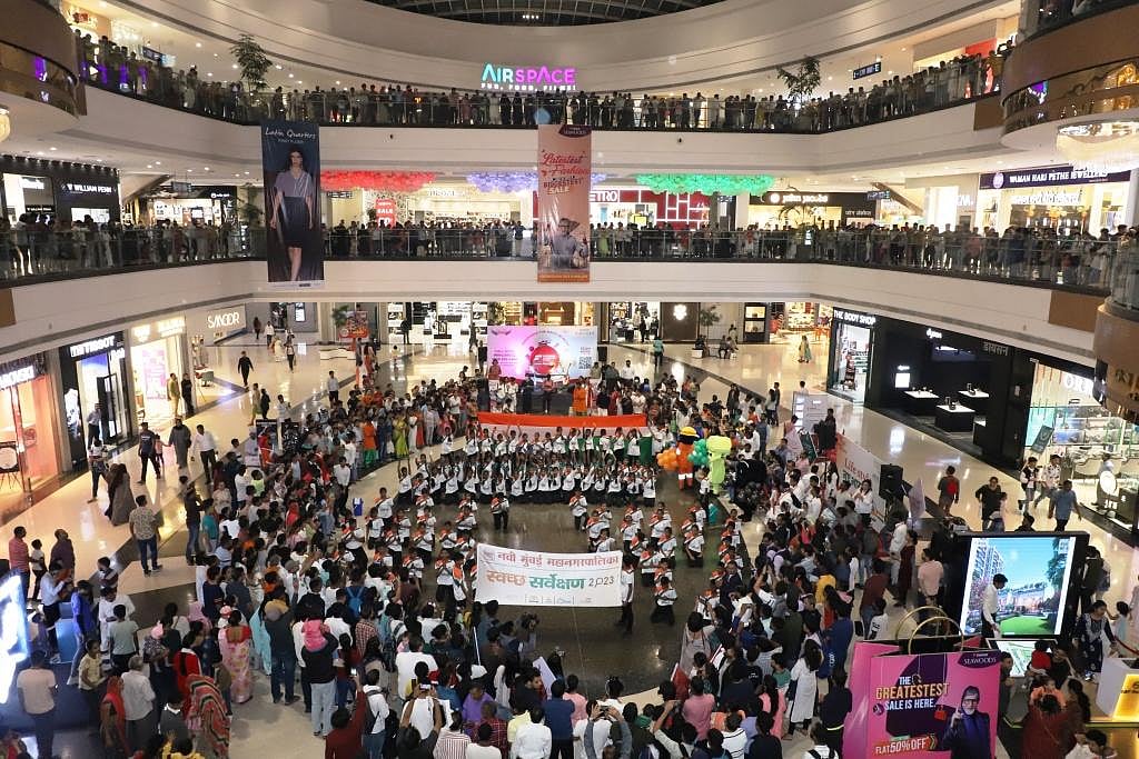 Navi Mumbai: NMMC spontaneous flash mob on Republic Day on waste management wins heart