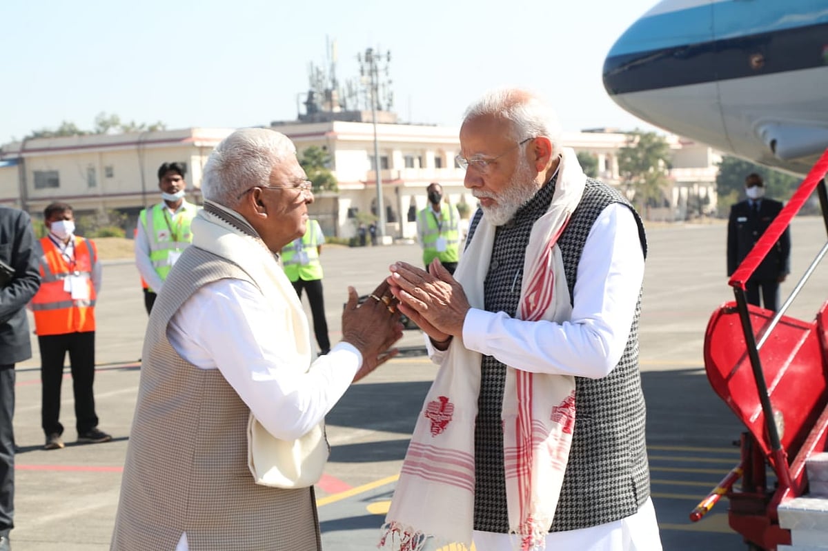 PM Narendra Modi reache Indore