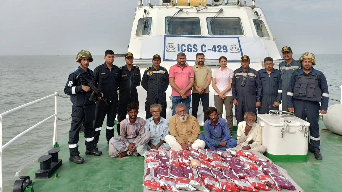 Bhuj Sector: BSF nabbed 22 Pakistani fishermen, seized 79 boats in 2022