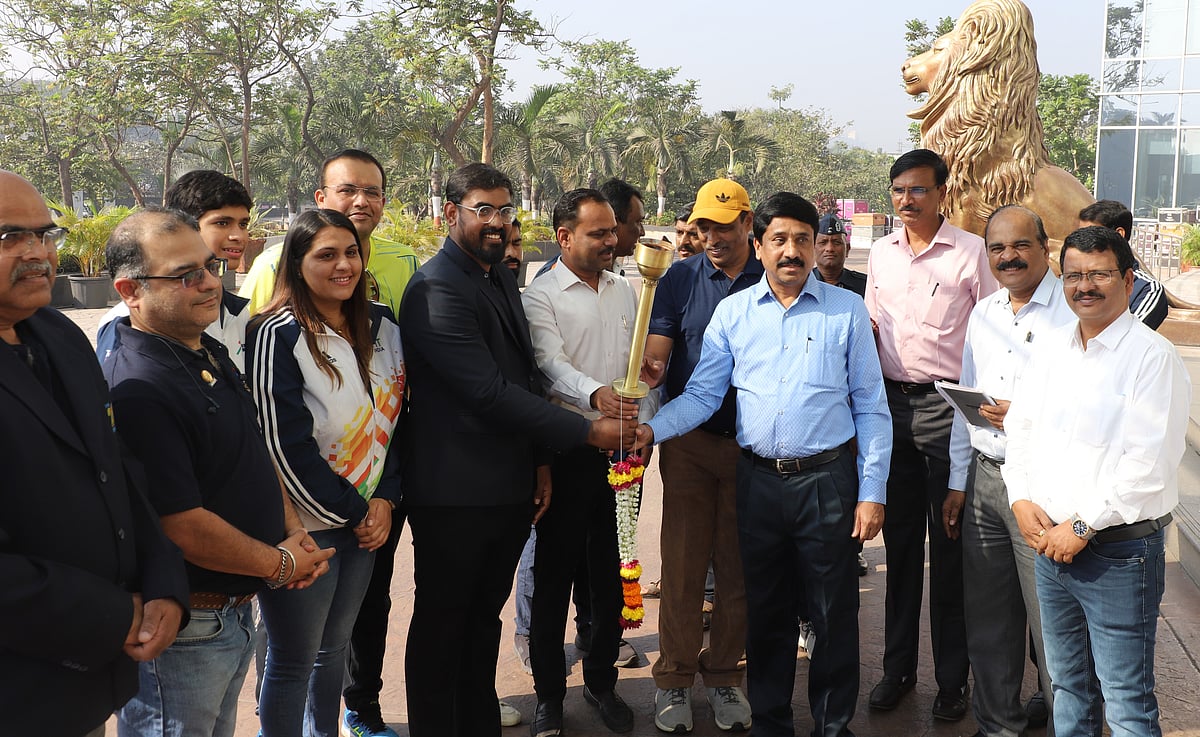 Navi Mumbai: NMMC welcomes the state Olympic torch at civic headquarters