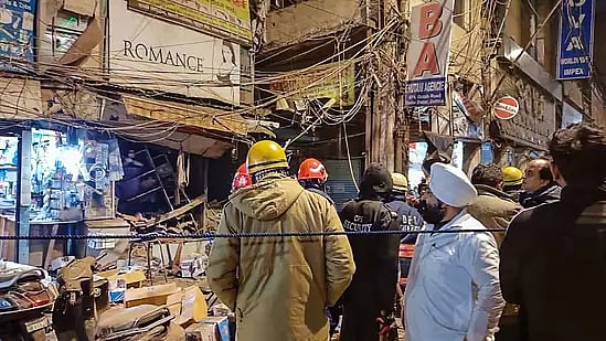 WATCH: At least one dead as water pipe blasts in Delhi's Sadar Bazar causing building collapse
