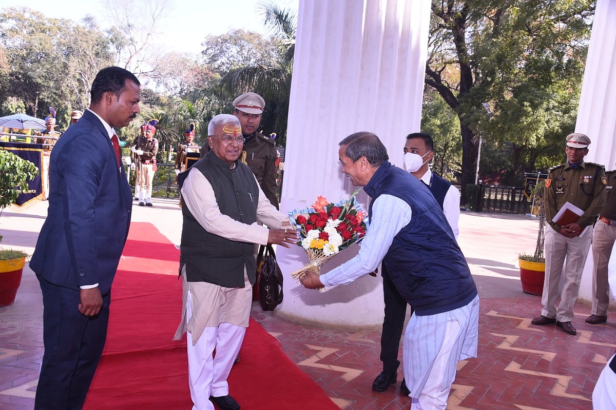 Madhya Pradesh: Education is the key to progress, Governor tells students in Neemuch