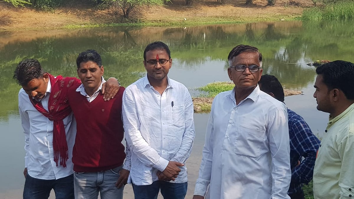 Madhya Pradesh: Villagers demand bridge over Bakur River for better connectivity in Sanawad
