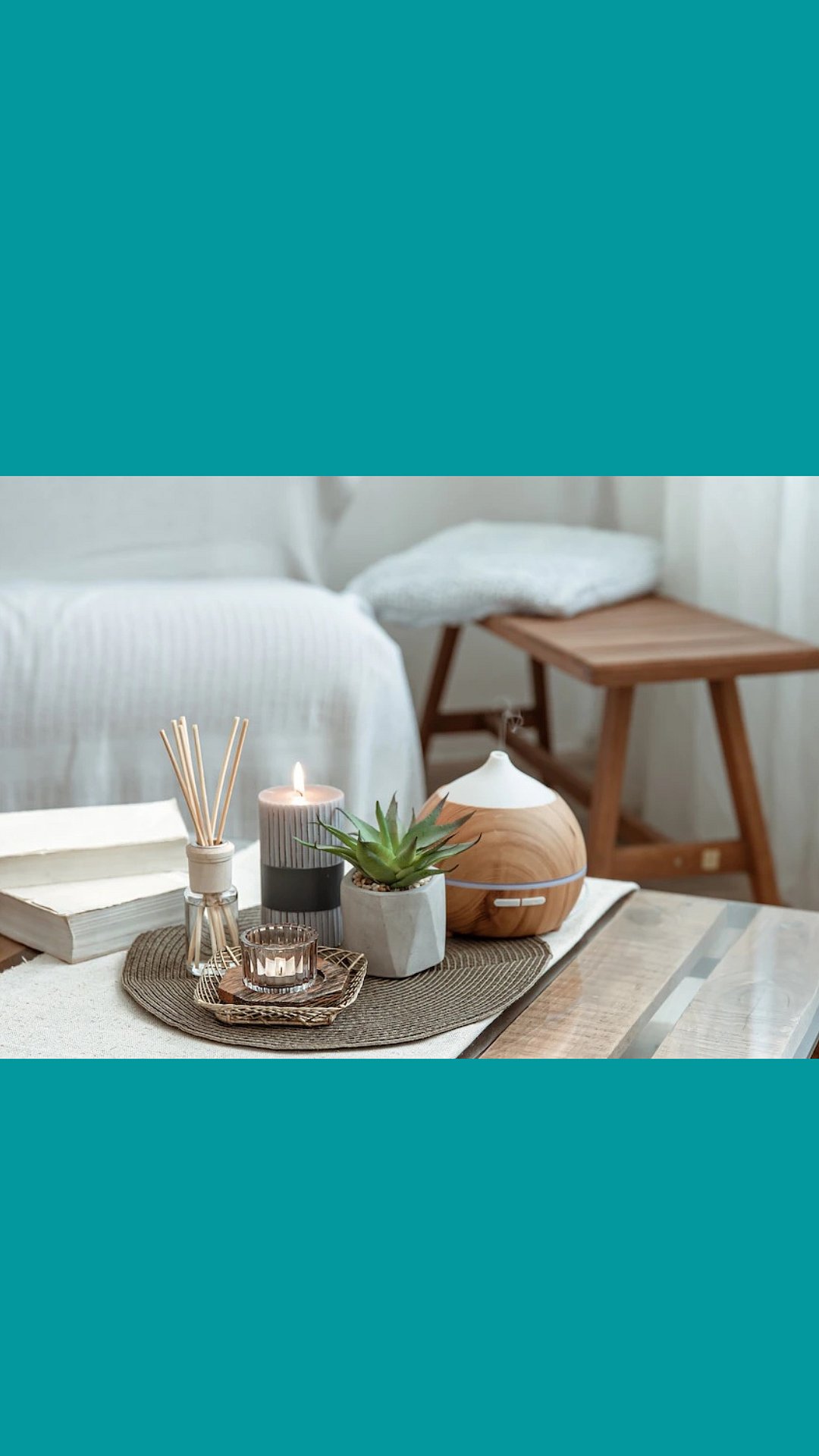 Just like reed diffusers, they create a spontaneous aroma in various set-ups such as home, office,
commercial location, etc. However, it requires electricity
