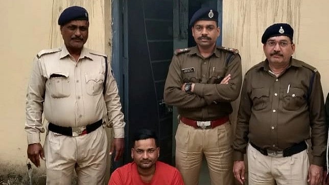 Madhya Pradesh: Excise dept seizes 72 litres liquor in Badnawar