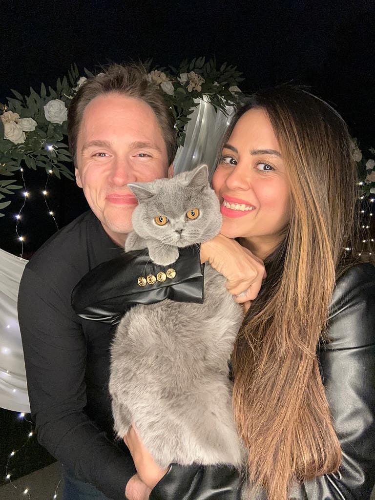 Sana Saeed with Csaba Wagner