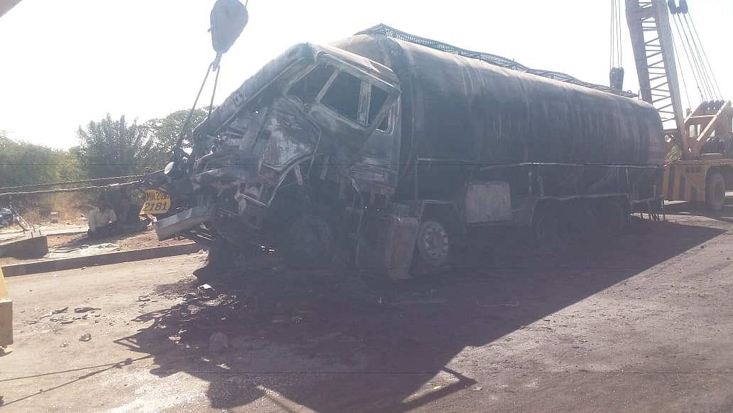Madhya Pradesh: Tanker transporting chemical meets accident on NH-3, driver charred to death in Manpur