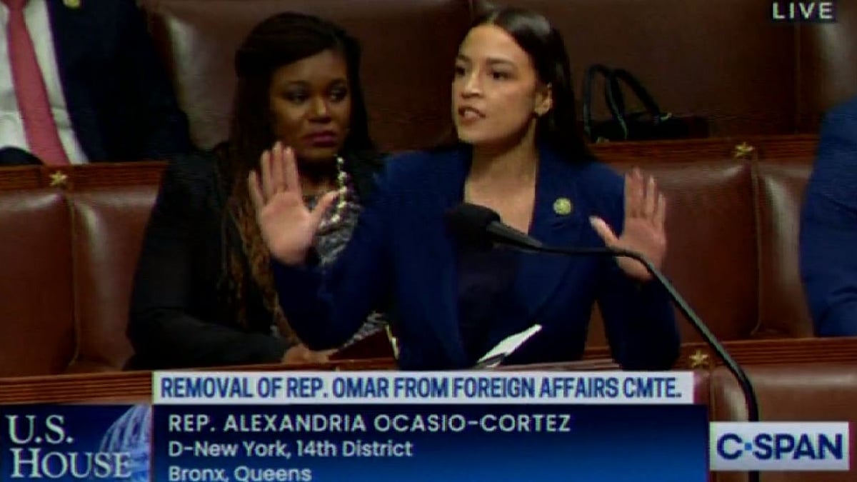 This is about targeting women of colour: Alexandria Ocasio-Cortez bravely defends Ilhan Omar after ouster in US House; watch video