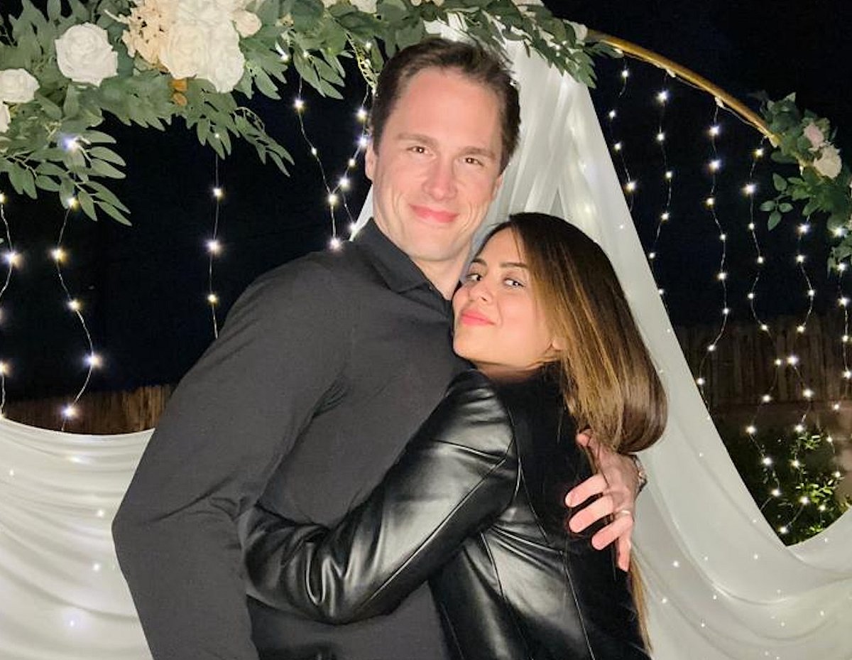 Sana Saeed with Csaba Wagner