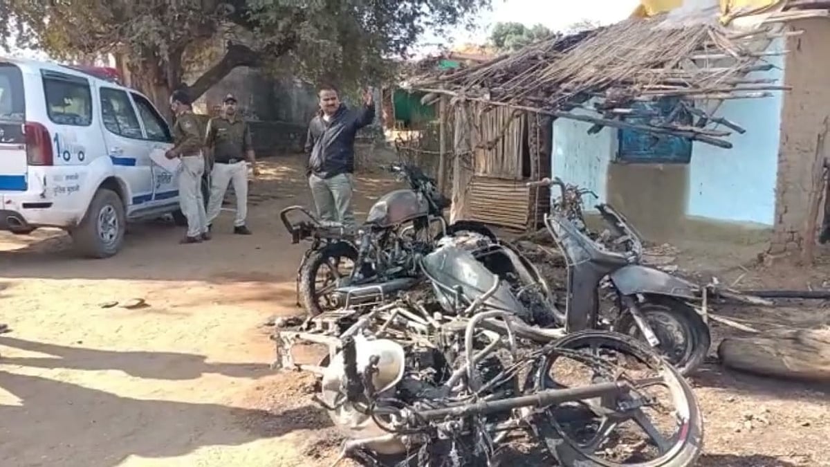 Madhya Pradesh: Baraatis set ablaze vehicles of band players over not playing their fav songs in Jabalpur