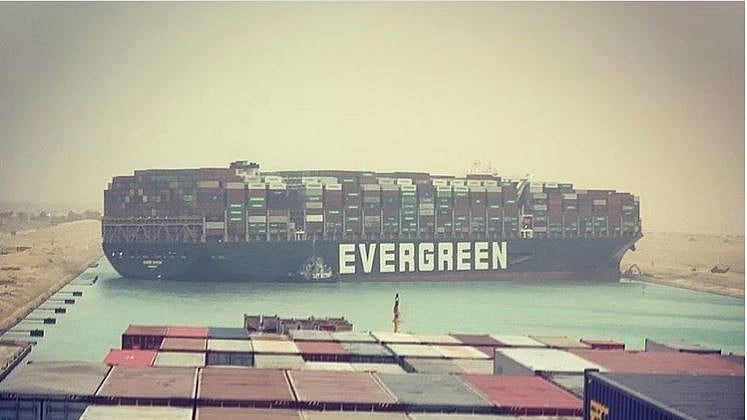 Employees get 5-year salary as bonus from firm responsible for Suez blockage