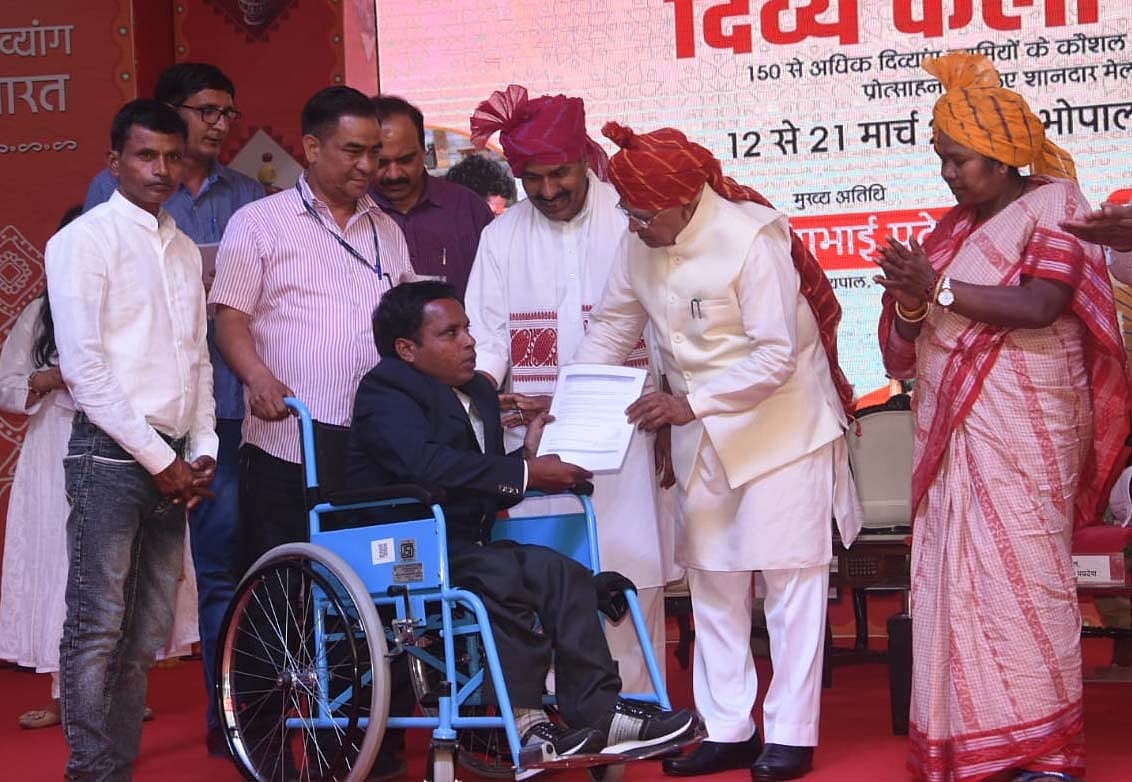 Governor Mangubhai Patel at Divya Kala Mela on Sunday