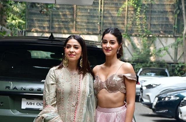 Ananya Panday stuns in pink at cousin Alanna's mehendi ceremony, see photos