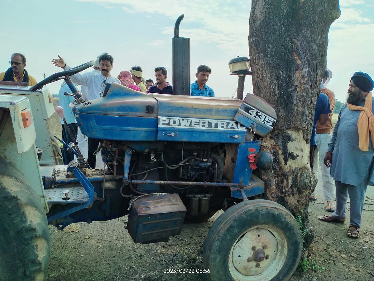 Madhya Pradesh: Tractor trolley ferrying labourers rams into tree in Seoni-Malwa, 12 injured