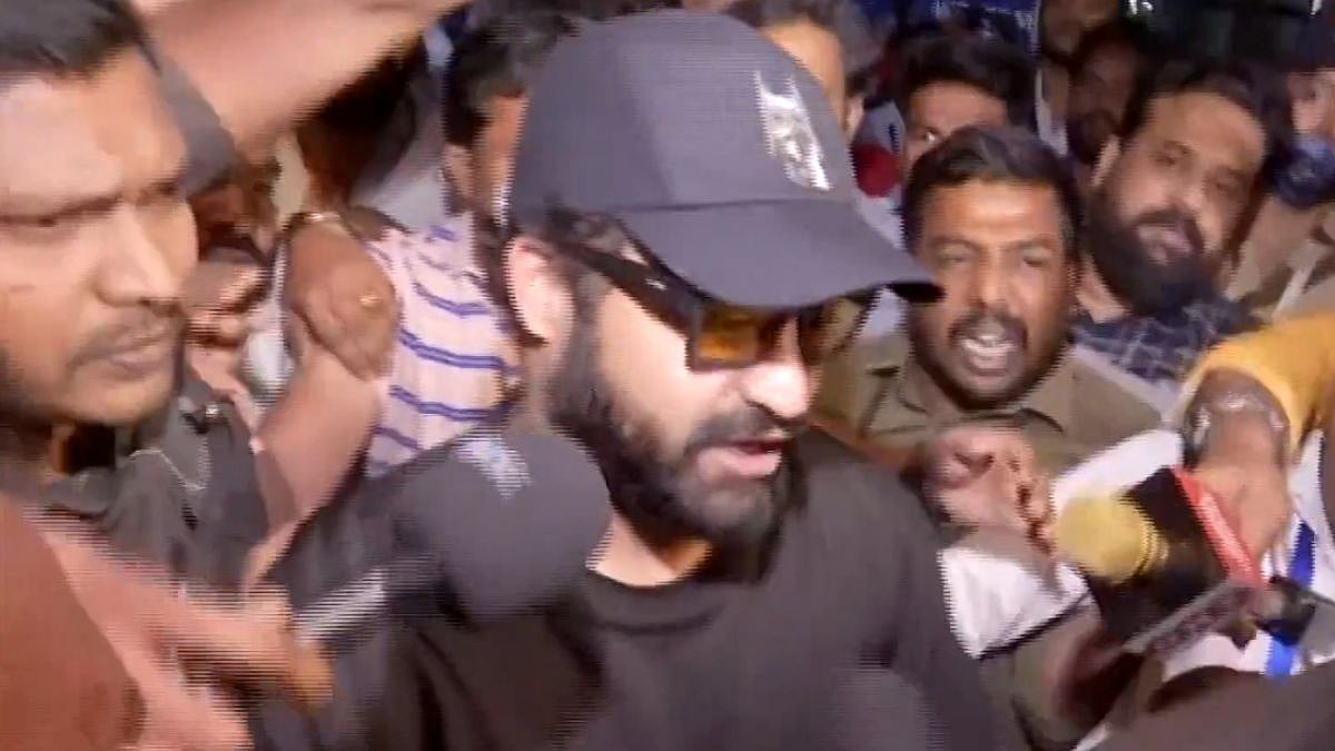 Watch: Jr NTR gets MOBBED as he returns to India after RRR's Oscar win, shares special message for...