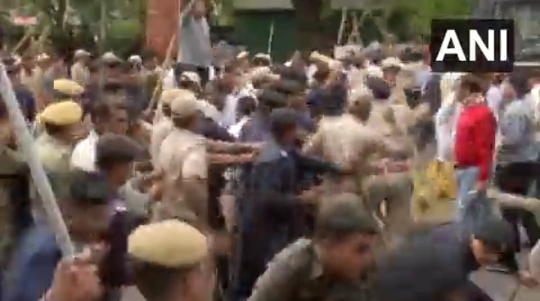Rajasthan: Police lathi-charge private hospital doctors protesting in Jaipur (Watch)