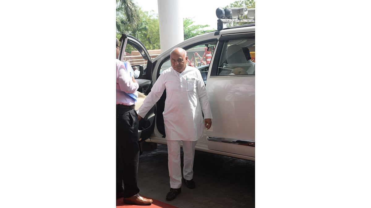 LoP Govind Singh arrives at Vidhan Sabha in Bhopal on Tuesday  | FP