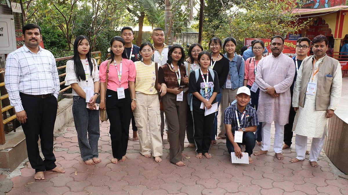 Indore: Manipur youth delegates visit ancient town, interact with CM