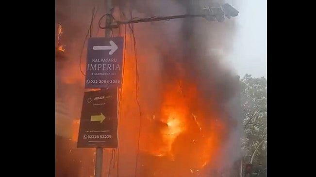 Watch: Massive fire breaks out near Manyavar store at SV Road in Santacruz, doused 