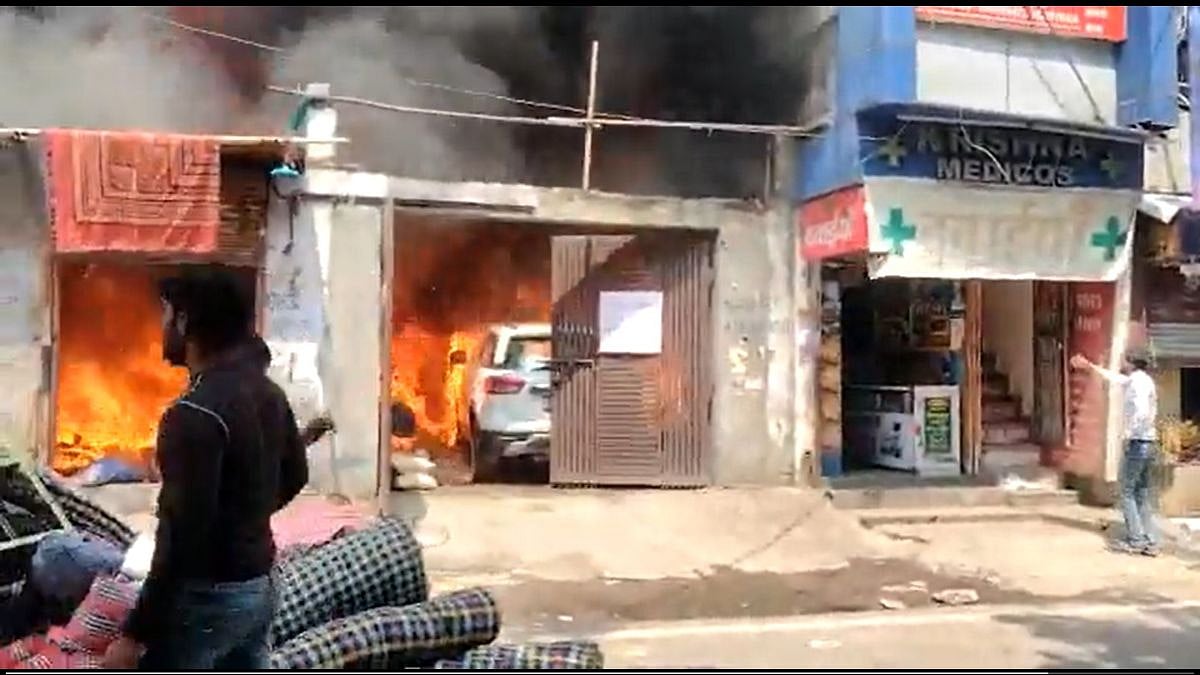 Delhi: Fire breaks out at Nirankari colony in Mukherjee Nagar; visuals surface