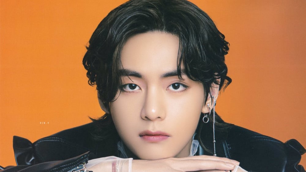BTS V Surprises Fans With THIS Shocking Revelation About His Solo BTS V Surprises Fans With THIS Shocking Revelation About His Solo